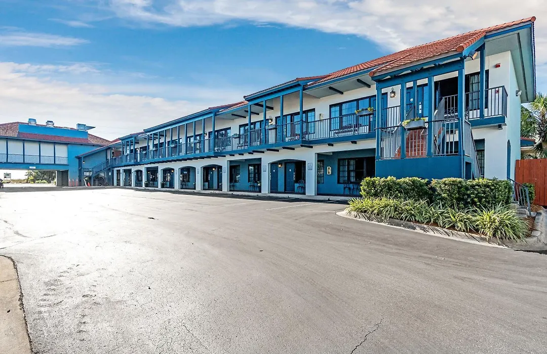 Beachside Inn-1